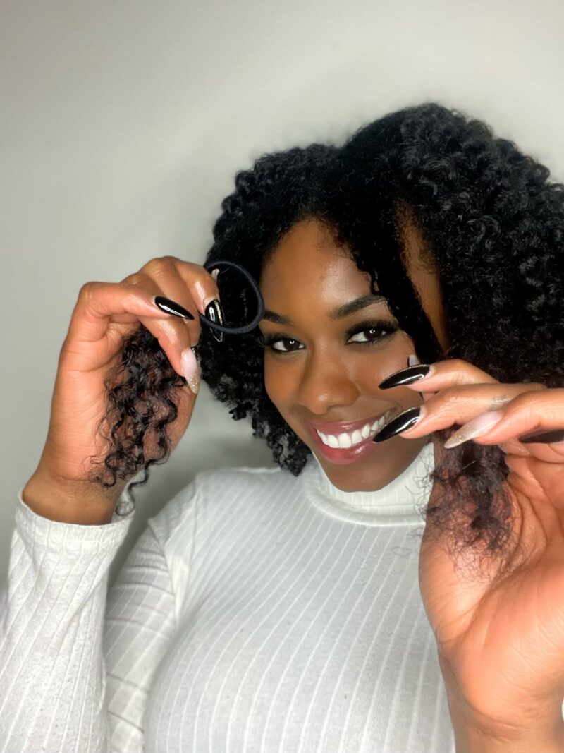 Recreate This Easy Holiday Hairstyle For Curls